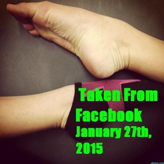 Melia Kreiling feet photo 9