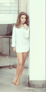 Melia Kreiling feet photo 19