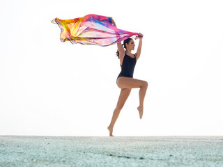Melia Kreiling feet photo 17