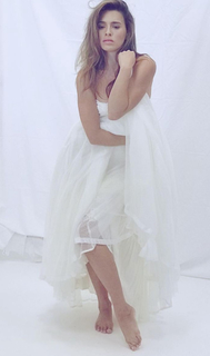 Melia Kreiling feet photo 19
