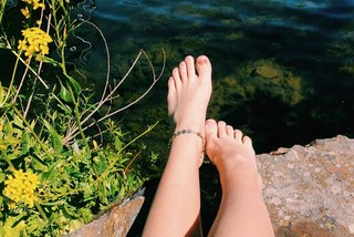 Melina Goransson feet photo thumbnail