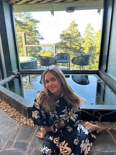 Melina Goransson feet photo 6