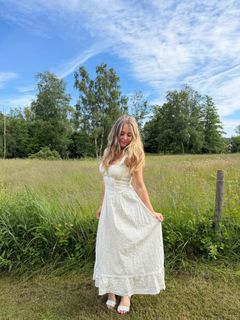 Melina Goransson feet photo 4