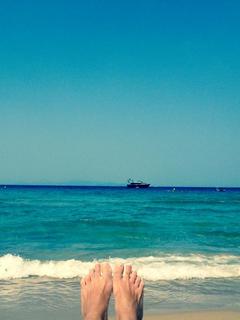 Melina Kanakaredes feet photo thumbnail