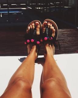 Melina Lezcano feet photo 4