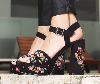 Melina Lezcano feet photo 8