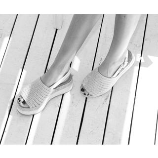 Melina Lezcano feet photo 11