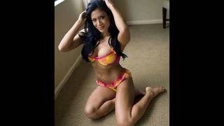 Melina Perez feet photo thumbnail