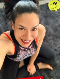 Melina Perez feet photo thumbnail