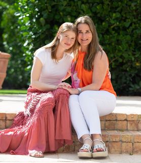 Melinda Gates feet photo 1