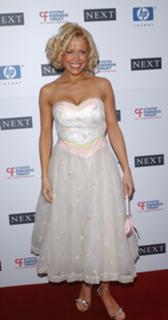 Melinda Messenger feet photo 1