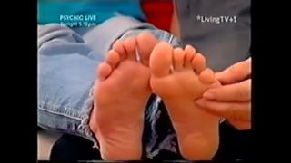 Melinda Messenger feet photo 20