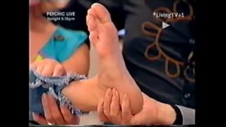 Melinda Messenger feet photo 9