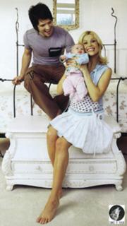 Melinda Messenger feet photo 10