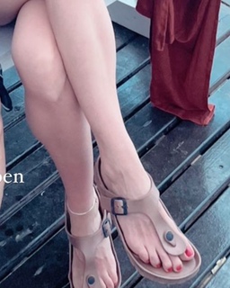 Melis Babadag feet photo 20