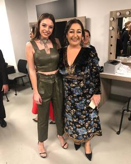 Melis Sezen feet photo thumbnail