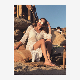 Melis Sezen feet photo thumbnail