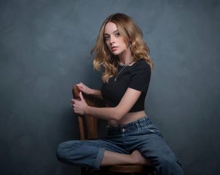 Melis Sezen feet photo thumbnail