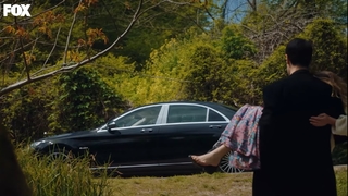 Melis Sezen feet photo thumbnail