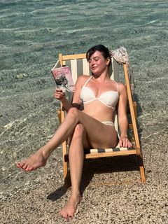 Melis Sezen feet photo 1