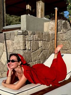 Melis Sezen feet photo 2