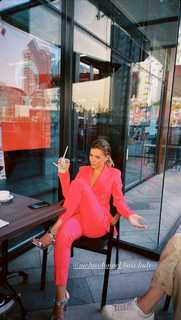 Melisa Döngel feet photo thumbnail