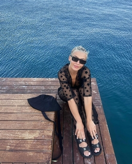 Melisa Döngel feet photo thumbnail