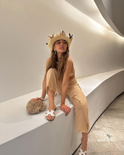 Melisa Döngel feet photo thumbnail