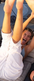 Melisa Döngel feet photo thumbnail