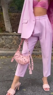 Melisa Döngel feet photo thumbnail