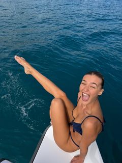 Melisa Döngel feet photo thumbnail