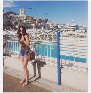 Melisa Pamuk feet photo thumbnail
