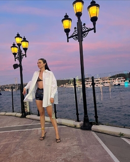 Melisa Senolsun feet photo 18