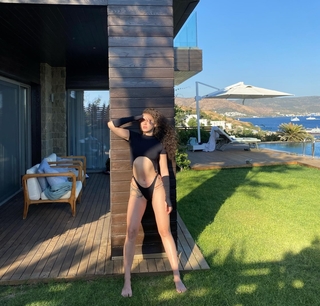 Melisa Senolsun feet photo 10