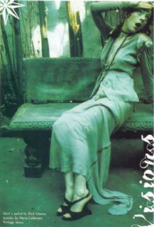 Melissa Auf Der Maur feet photo 14