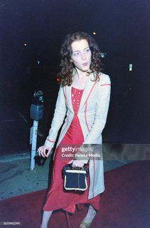 Melissa Auf Der Maur feet photo 4