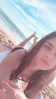 Melissa Barrera feet photo thumbnail