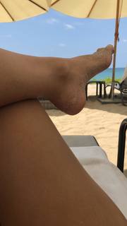 Melissa Barrera feet photo thumbnail