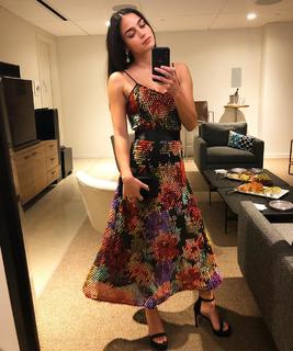 Melissa Barrera feet photo thumbnail