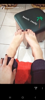 Melissa Barrera feet photo thumbnail