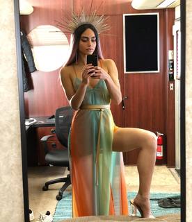 Melissa Barrera feet photo thumbnail