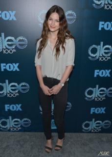 Melissa Benoist feet photo thumbnail
