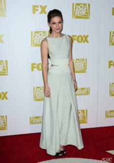 Melissa Benoist feet photo thumbnail