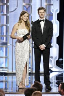 Melissa Benoist feet photo thumbnail