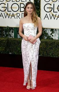 Melissa Benoist feet photo thumbnail