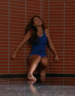Melissa Benoist feet photo thumbnail