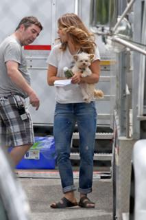 Melissa Benoist feet photo thumbnail