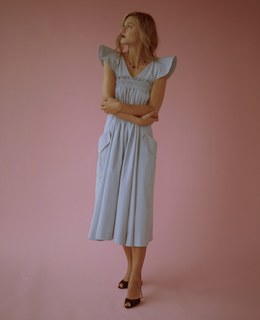 Melissa Benoist feet photo thumbnail