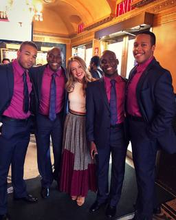 Melissa Benoist feet photo thumbnail