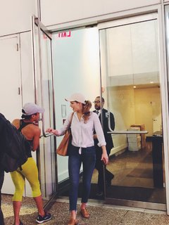 Melissa Benoist feet photo thumbnail